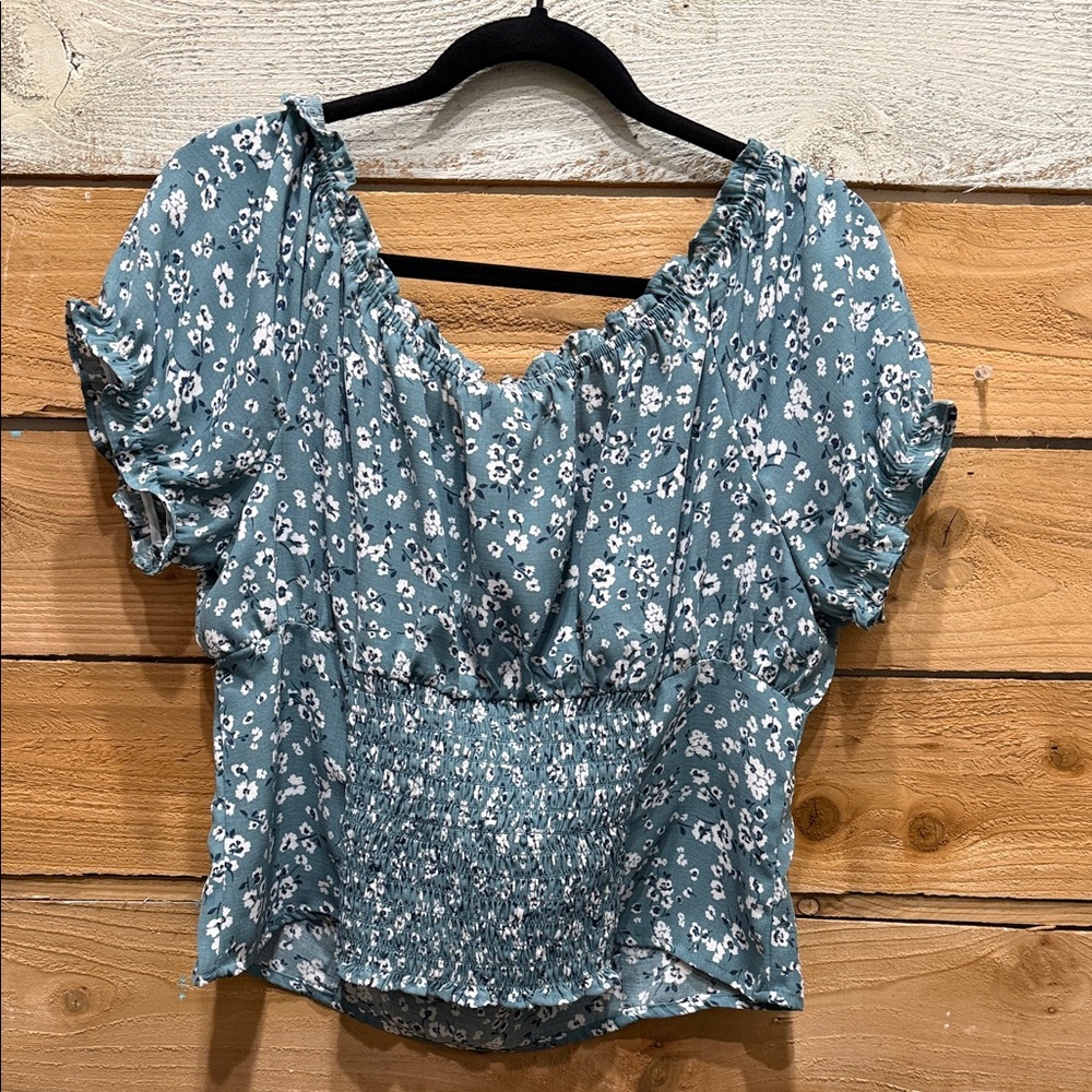 Floral Ruffle Blouse - Picture 8 of 11